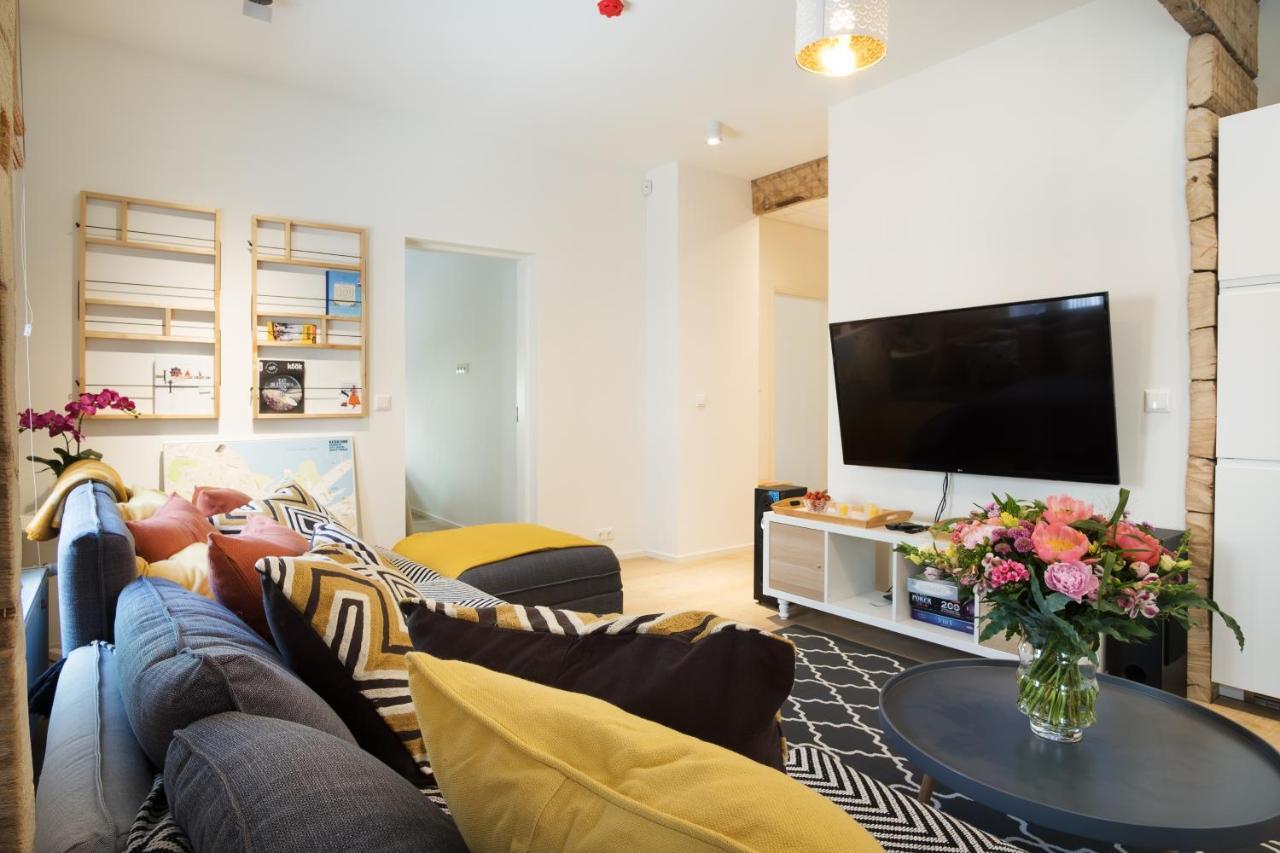Family Apartment Tallinn Bagian luar foto