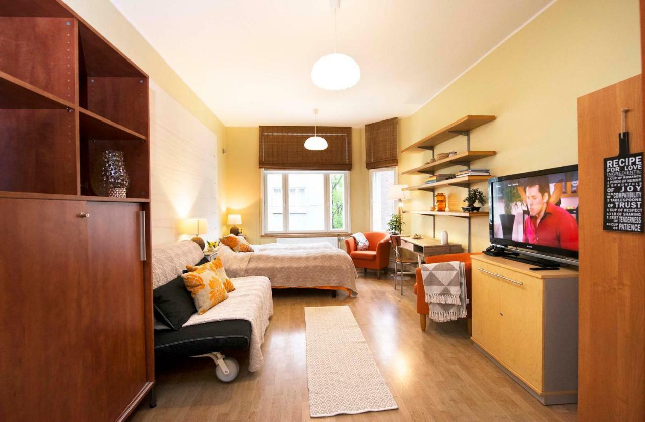Family Apartment Tallinn Bagian luar foto