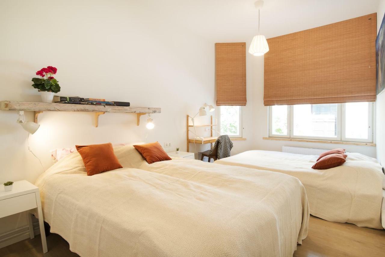 Family Apartment Tallinn Bagian luar foto